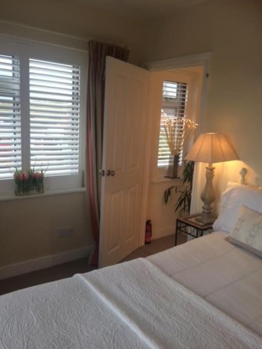 Cotswold Edge Guest Suite With Broadway Hill View Badsey Eksteriør bilde